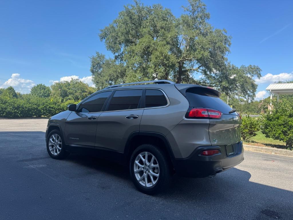 2016 Jeep Cherokee Latitude - Photo 7