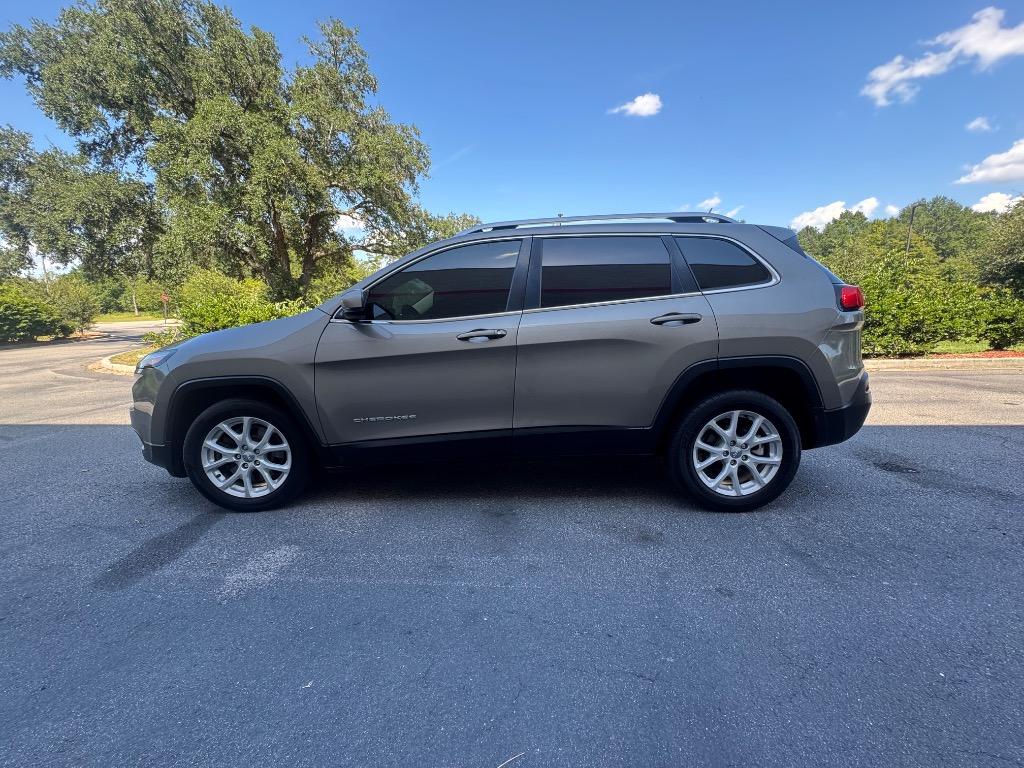 2016 Jeep Cherokee Latitude - Photo 8