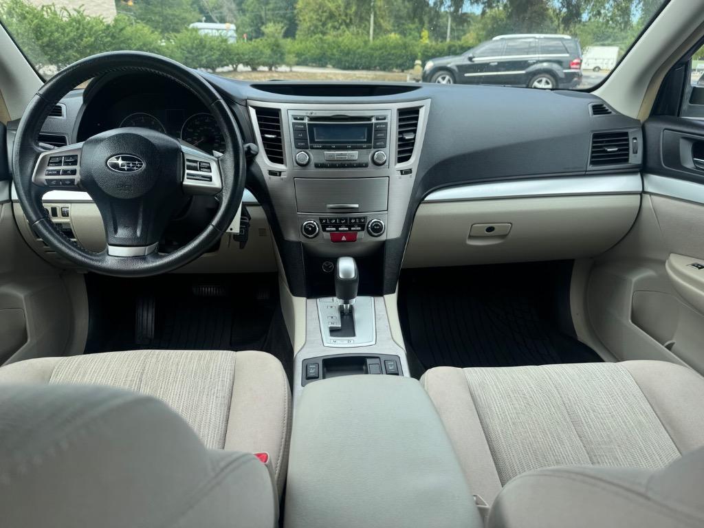 2013 Subaru Outback Premium - Photo 10