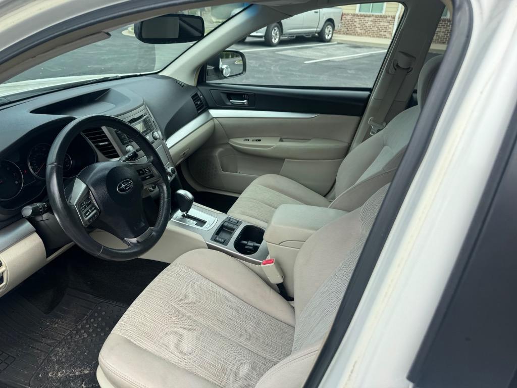 2013 Subaru Outback Premium - Photo 9